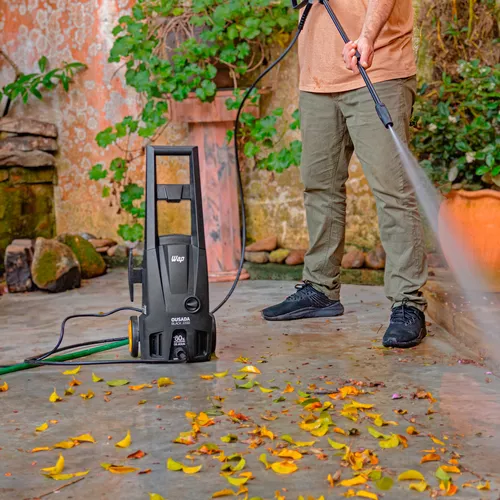 Lavadora de alta pressão Wap Ousada Black 2200 preta e amarela de 1500W com 1750psi de pressão máxima 127V - Imagem 3
